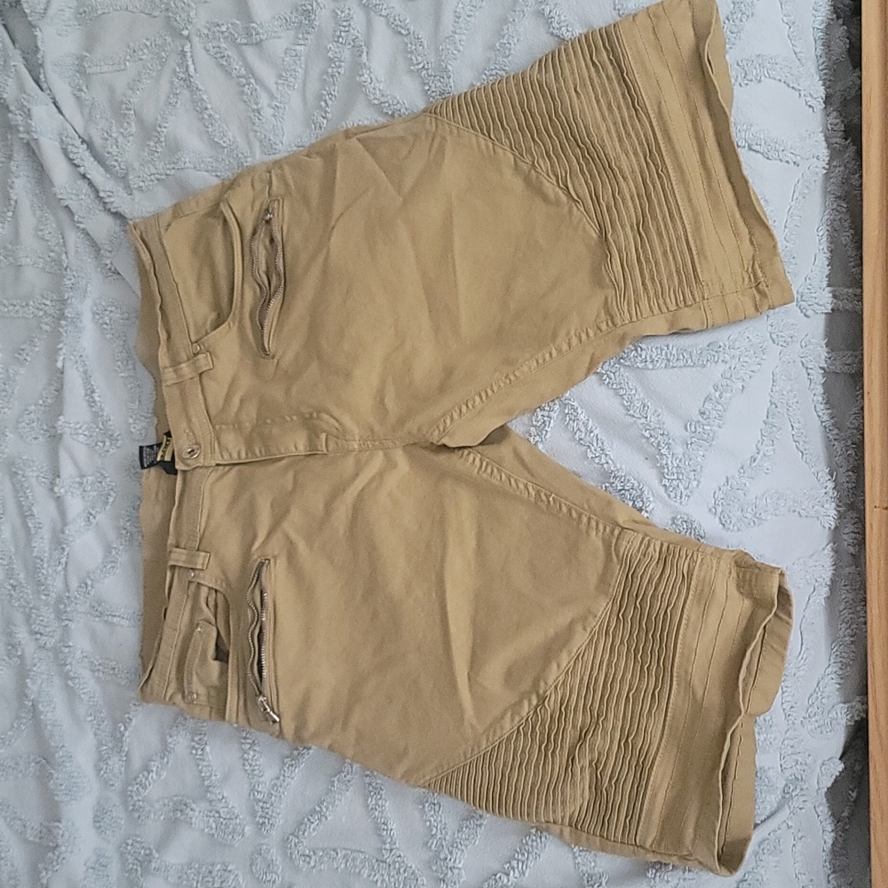 Imperious youth shorts